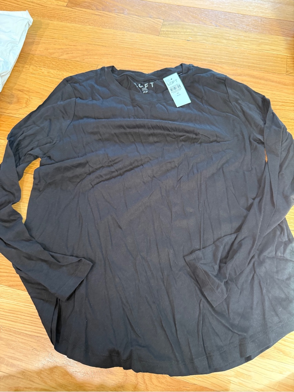 Ann Taylor LOFT long sleeve T-shirt, petite medium- Black- soft